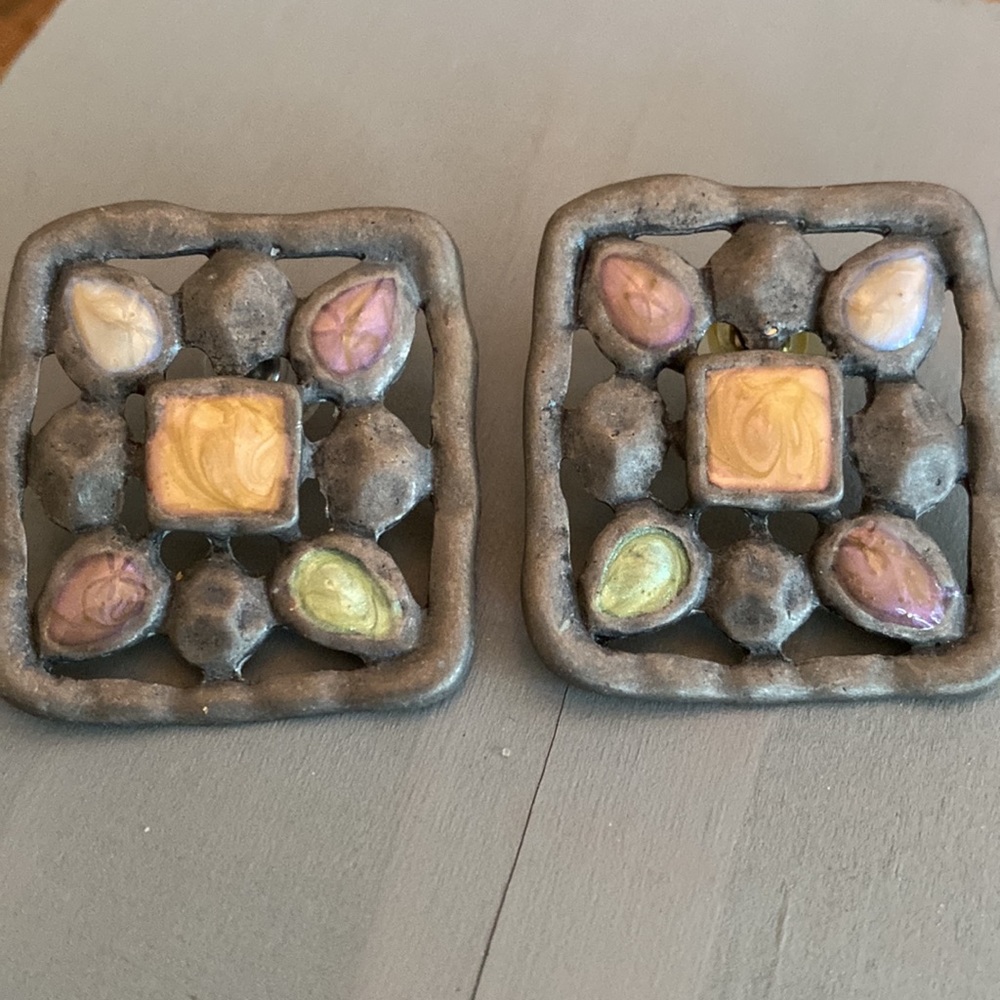 Earrings Multi Colored Stones!